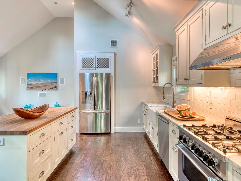 75 Miller Ln E, East Hampton, NY 11937 Zillow