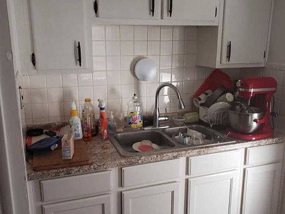 5th image of 5117 Hunter Ave
