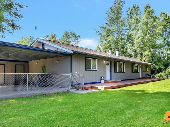 8270 Barnett Dr, Anchorage, AK 99518