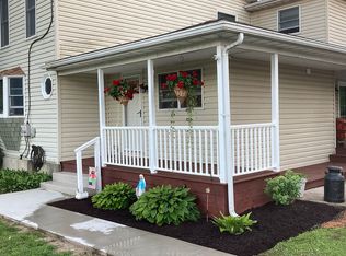 81 Pitney St, Sayre, PA 18840