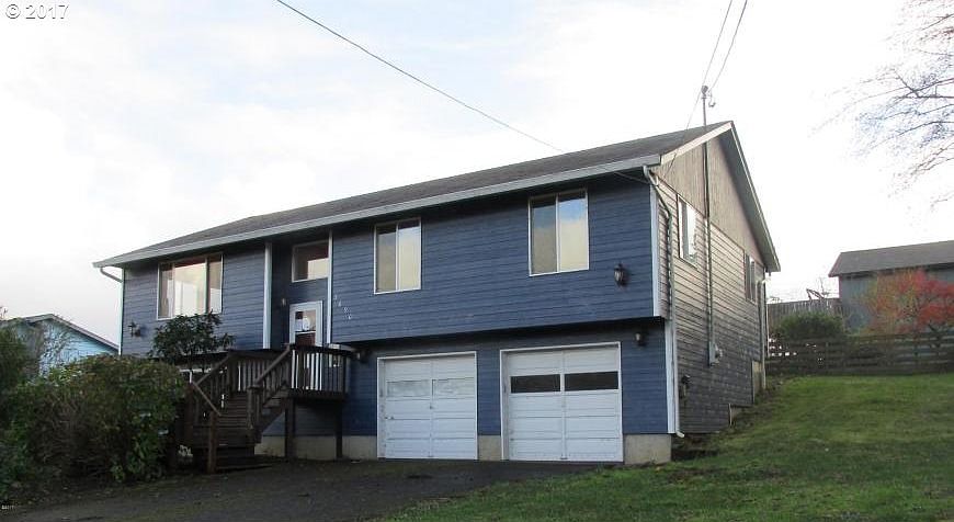 1st image of 3690 NE 40th St