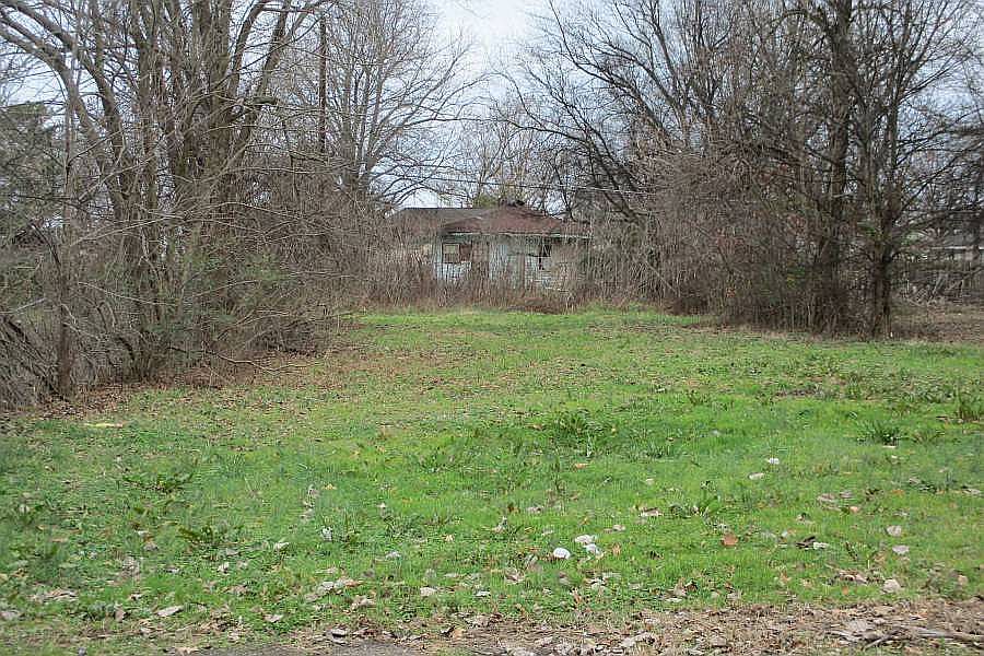 1st image of 502 N 9th St