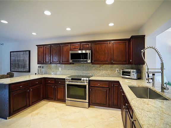 5th image of 3182 Lake Shore Drive #3182