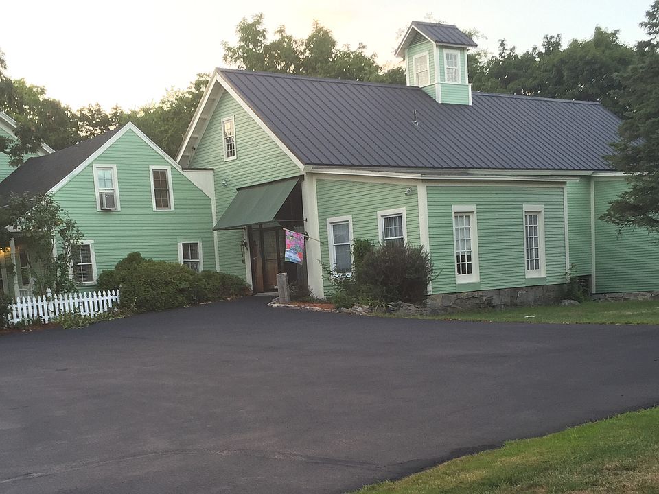 1st image of 354 Nashua St