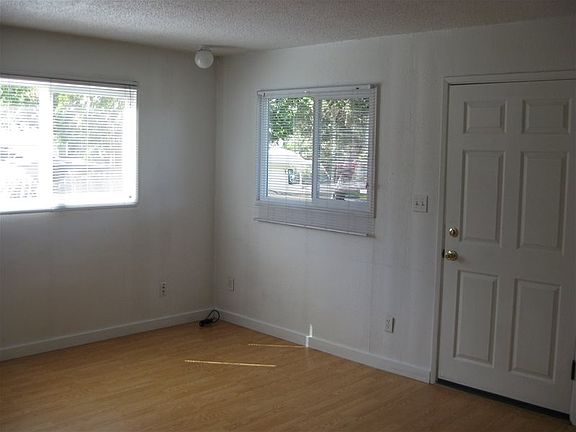 5th image of 190 Lincoln St APT 7