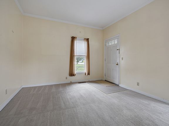 3rd image of 302 N State St