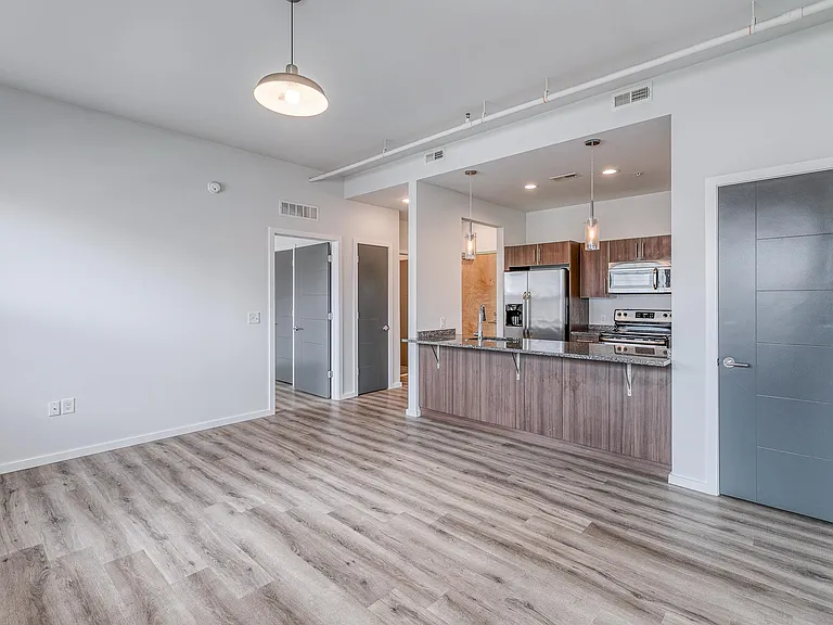 Brown Street Lofts — Photo 27