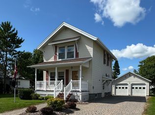 12 Liberty St, Rouses Pt, NY 12979