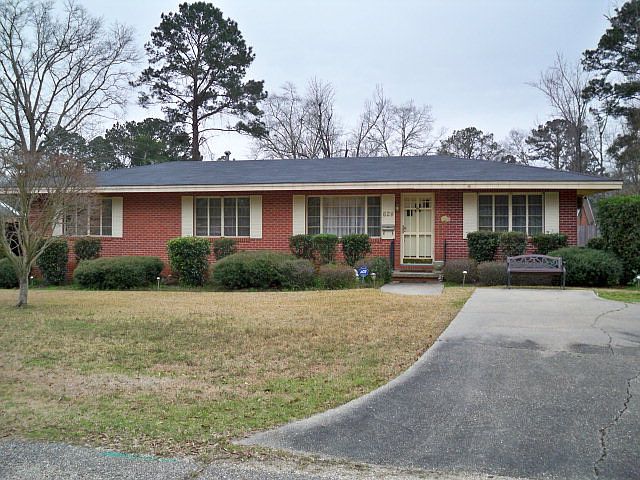 1st image of 624 Highland Park Dr
