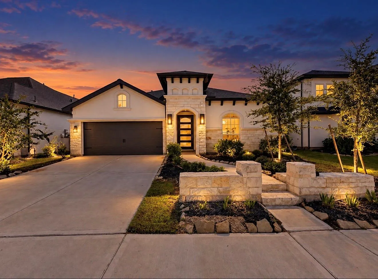 4 bed, 3.5 bath, 2988 sqft, $4,195 — Photo 1