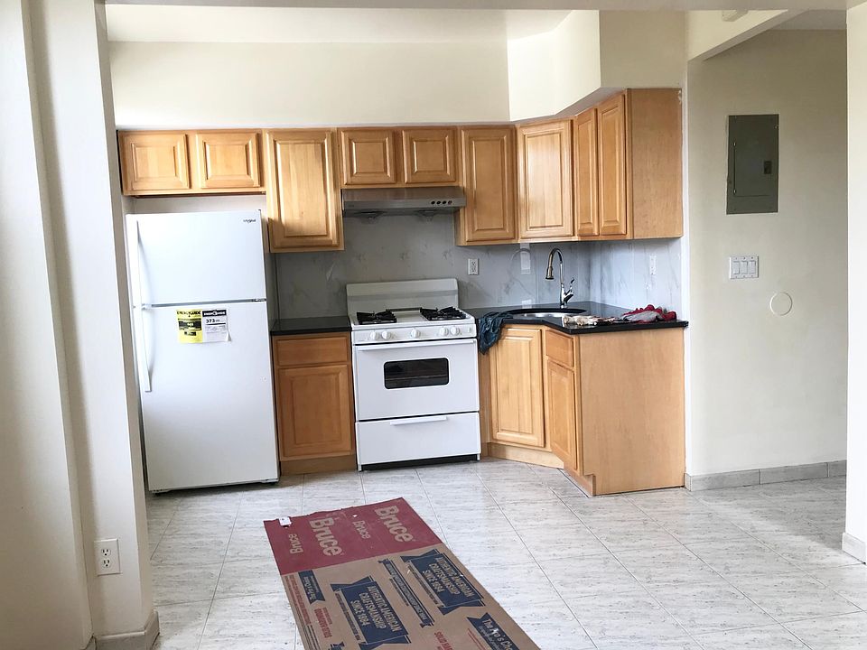 2nd image of 8124 17th Ave Floor 2