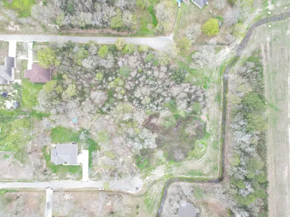 4800 Sandlewood Dr, Goree, TX 76363