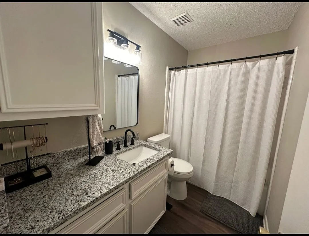 2 bed, 1100 sqft, $1,395 — Photo 4