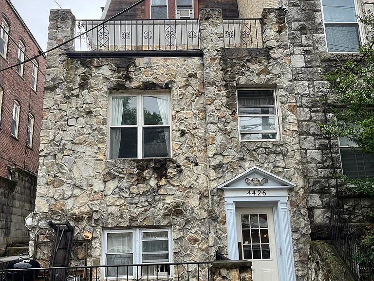 4426 Osage Ave #1R — Photo 1
