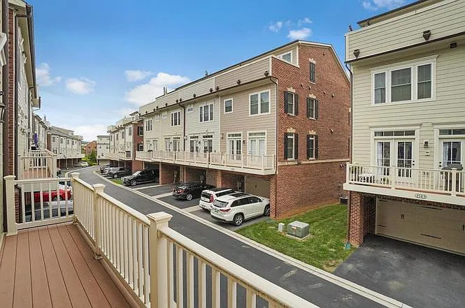 2ndFloor_Balcony_2