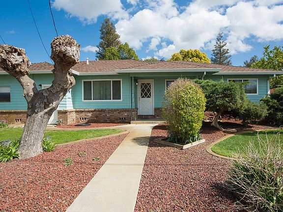 4th image of 2754 Wallace Dr