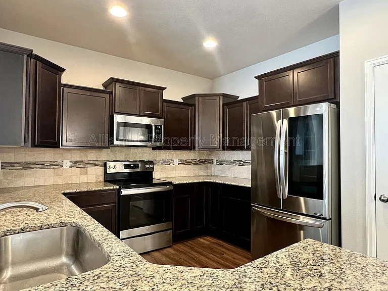 2057 Birmingham Loop — Photo 9