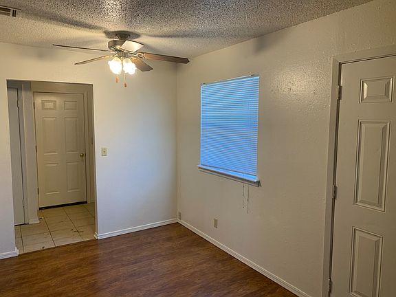 4th image of 112-126 NE 12th St #124