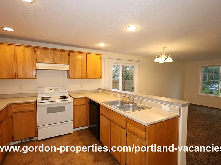 5254 SE 73rd Ave — Photo 9