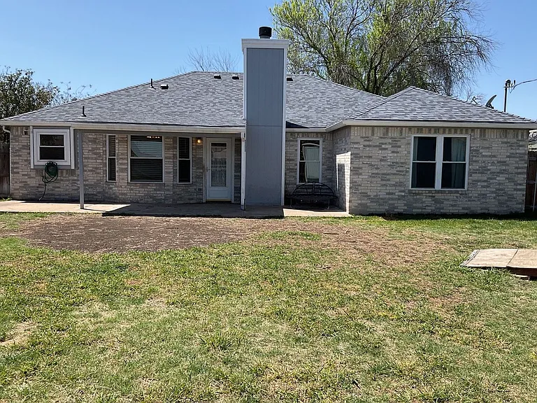 4705 Colby Dr — Photo 25