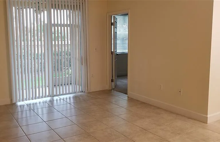 8082 Moonstone Dr #17-101 — Photo 3