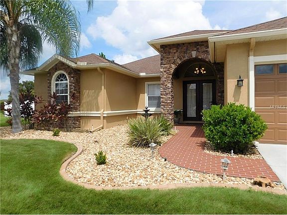 2nd image of 1744 Beaconsfield Dr