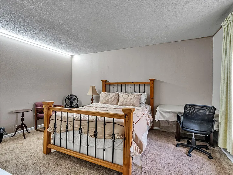 2601 Bellefontaine St #B317 — Photo 17