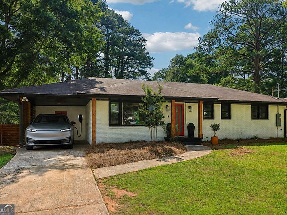 2nd image of 1908 Derrill Dr