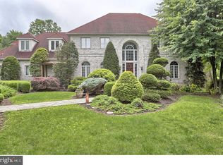 1748 Honeysuckle Ln, Pottstown, PA 19465