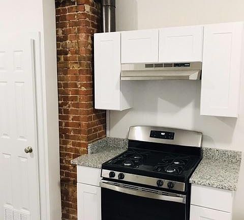 2nd image of 2212 Lee Ave