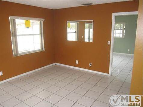 5th image of 10039 Boynton Place Cir