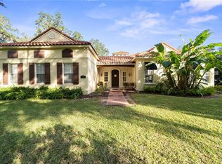 1330 Silver Lake Ct, Sanford, FL 32773