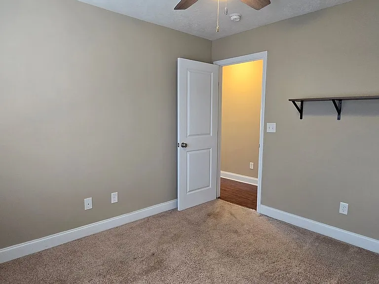 403 Aumond Rd — Photo 18