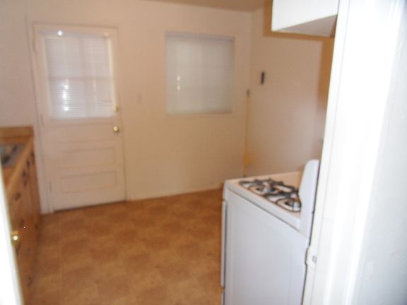 3rd image of 2924 W Uintah St #2926