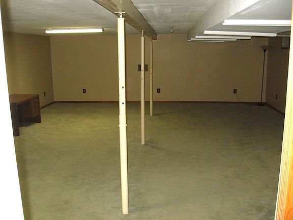 Family Room in LL