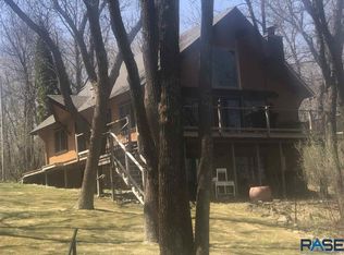 2736 Peabody Ave, Grenville, SD 57239
