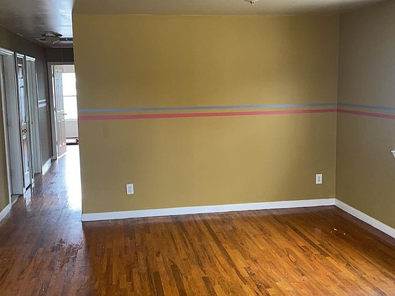 2nd image of 200 Bergen St Floor 3
