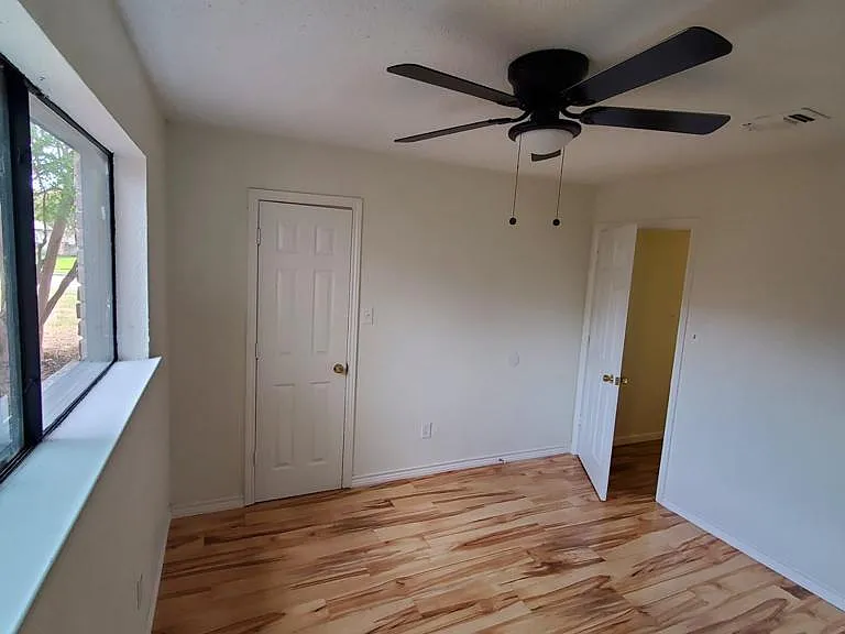 1511 Estates Way — Photo 18