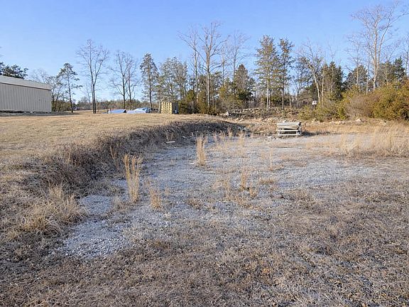 2nd image of 11-12 Meadowlake Dr