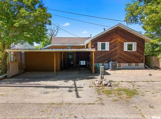 1295 Millpoint Rd, East Peoria, IL 61611