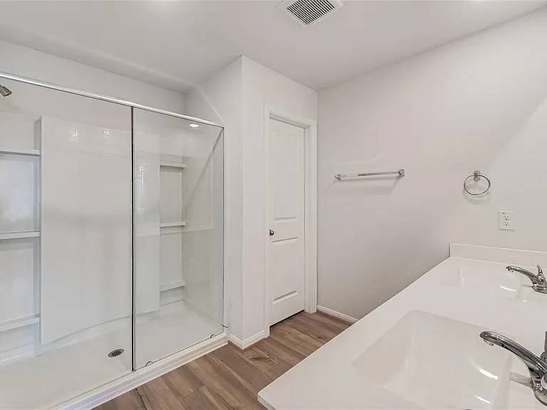 133 Everglades Dr — Photo 17