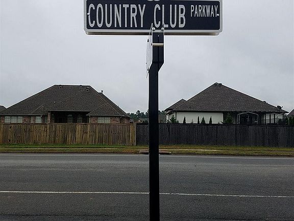 2nd image of 6 Joel Ln