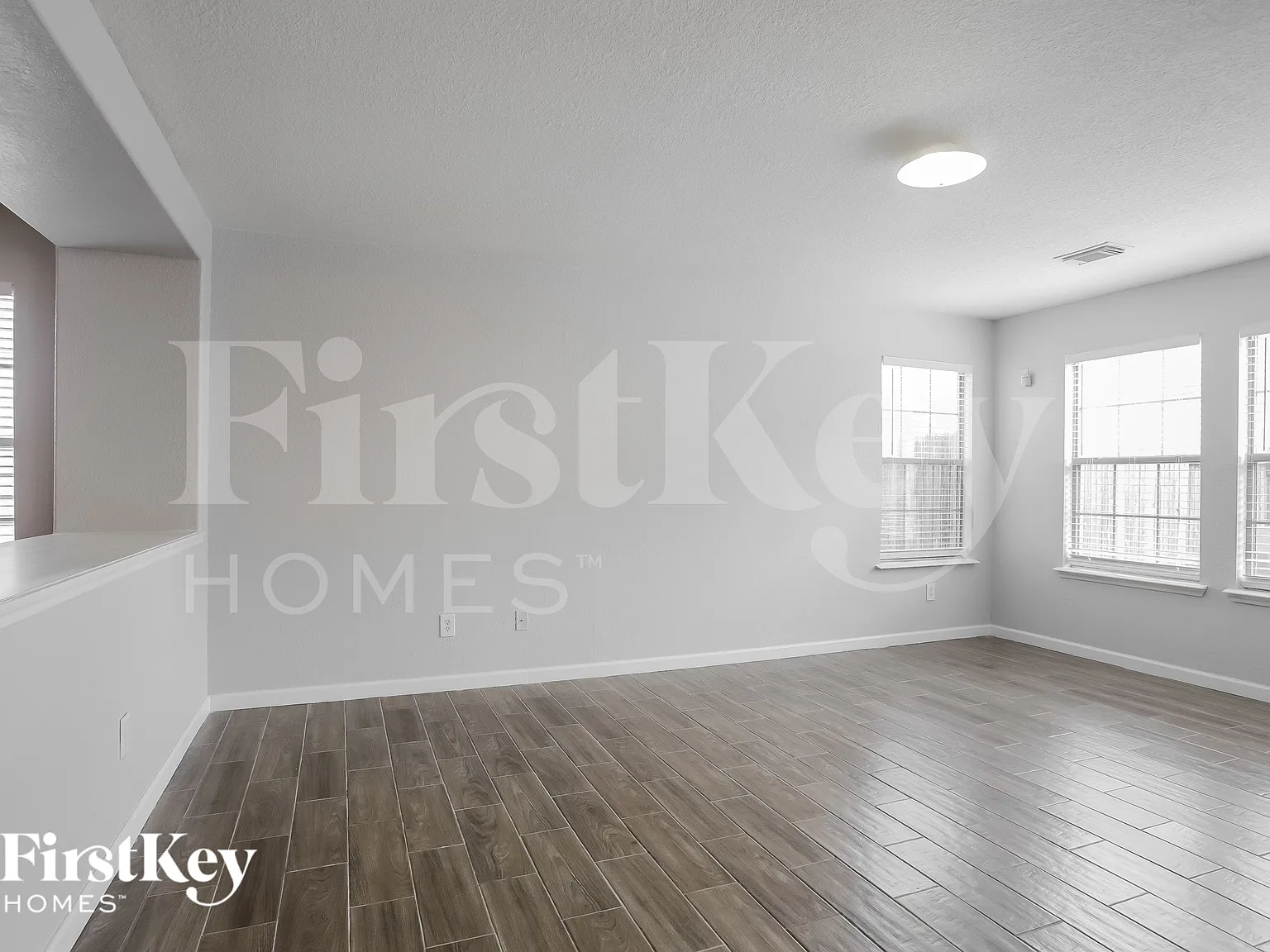 3 bed, 2.5 bath, 2754 sqft, $1,865 — Photo 4