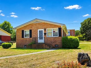 834 Mary James Ave, Thomasville, NC 27360
