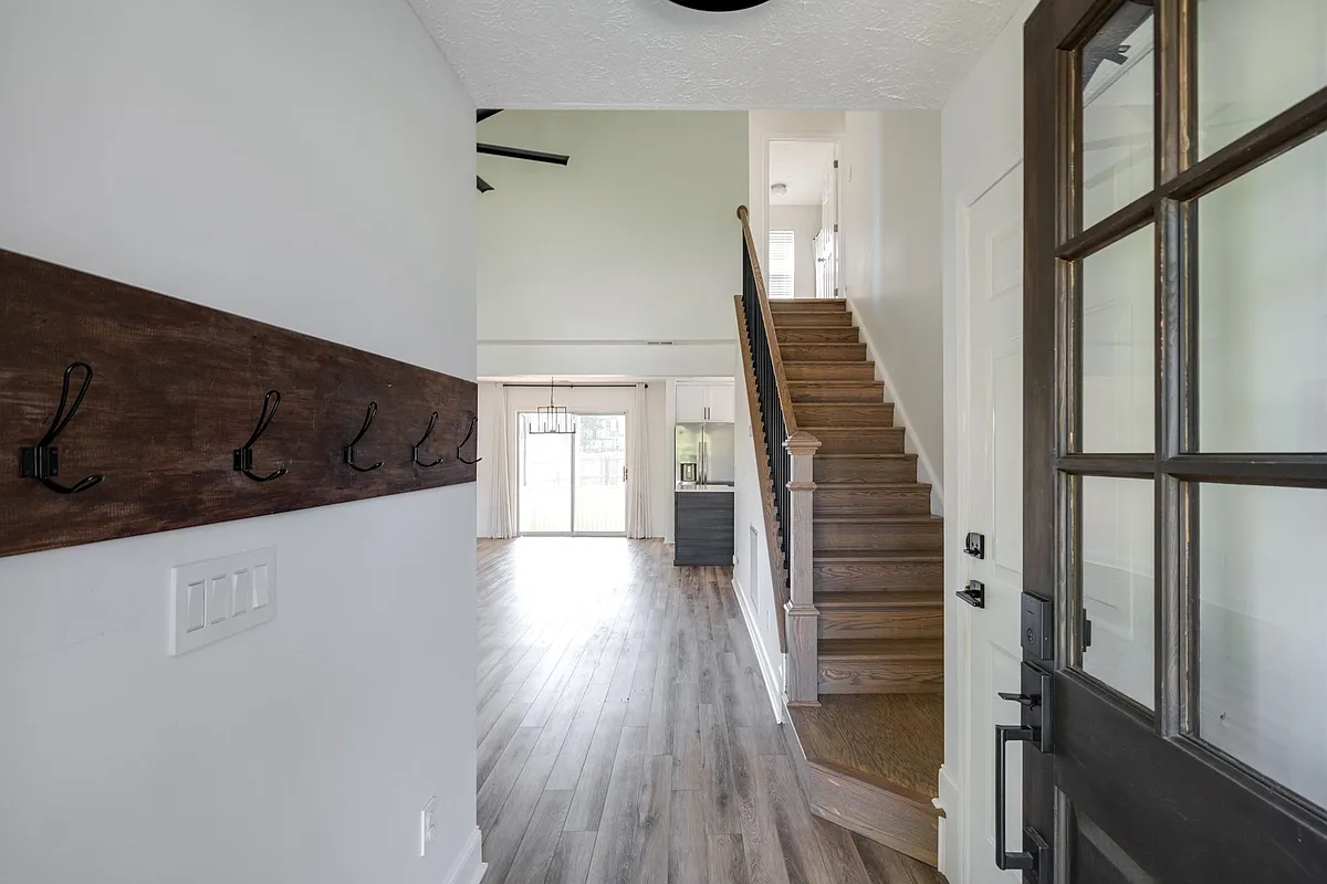 Building Photo - 1257 Chapmans Retreat Dr
