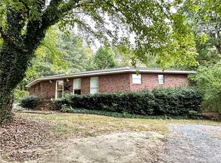 155 Joan Ln NE, Calhoun, GA 30701