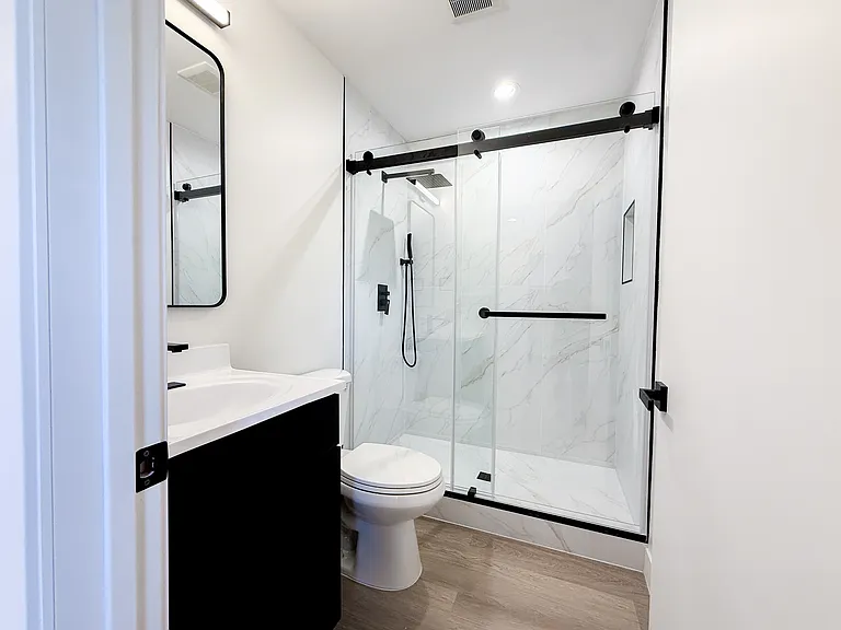 5379 Somerset St — Photo 17
