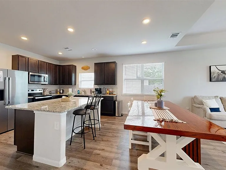 963 Harper Ln — Photo 11