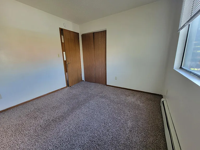 619 S Johnson St — Photo 7