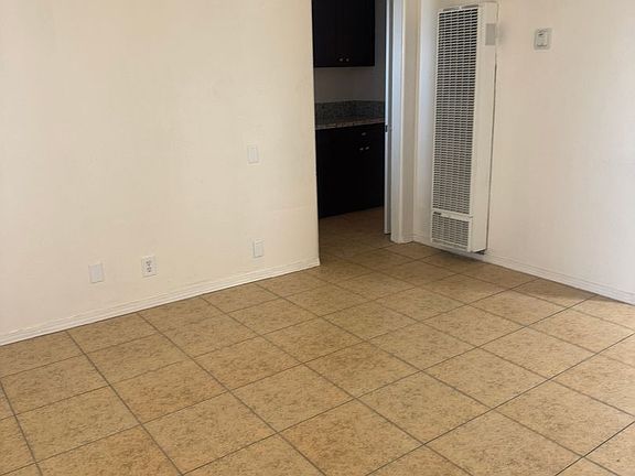 3rd image of 4327 Altadena Ave #D4327-f